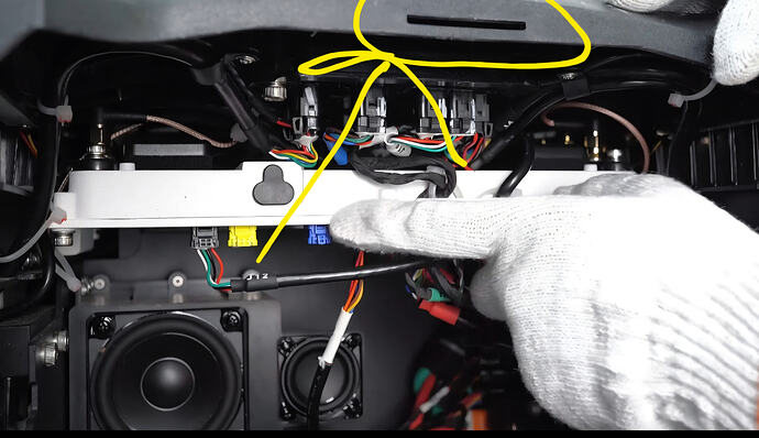 Screenshot_20251124_113823_Video Player