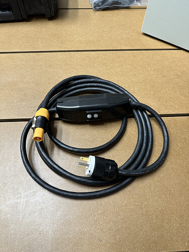 A6B2CDF5-576C-48A9-8183-02766DF6A44E