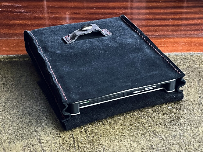 52FD1A29-7F1D-450B-9EB1-52723315E9F9_1_201_a