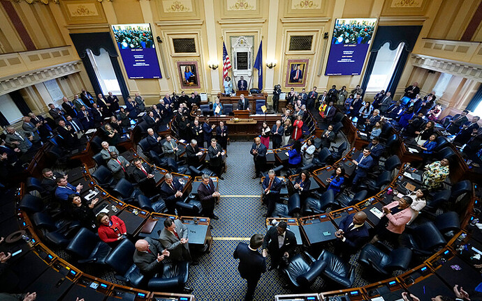 24010783132121-875x548