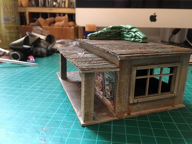 hut008