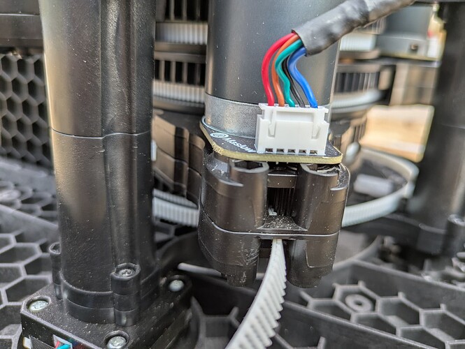 PXL_20251007_174600791