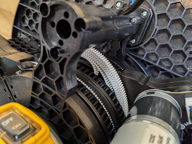 PXL_20251122_185855825