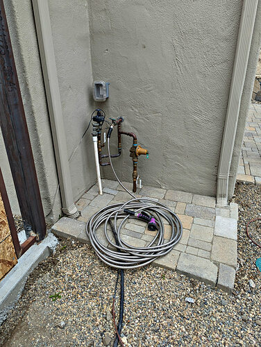 Detail All Metal Hose