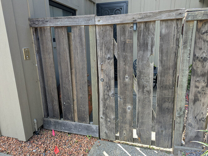 AttachedFenceGate