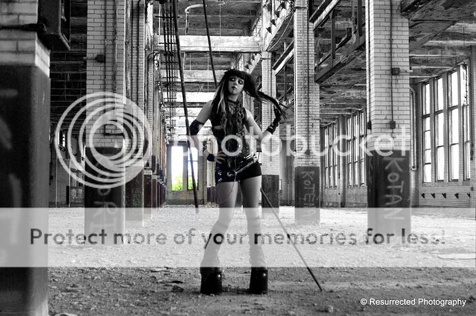 http://i1247.photobucket.com/albums/gg629/ResurrectedPhoto/People/AMY/26.jpg