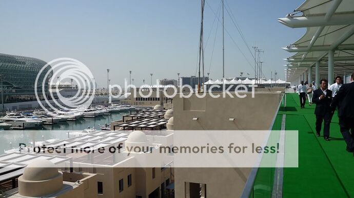 http://i579.photobucket.com/albums/ss234/Eshyn/Abu%20Dhabi/P1000662.jpg