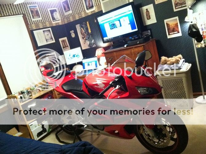 http://i35.photobucket.com/albums/d191/Zoidberg123/IMG_0351.jpg