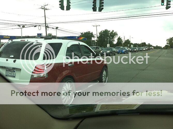 http://i224.photobucket.com/albums/dd75/jsears77/f691e196.jpg