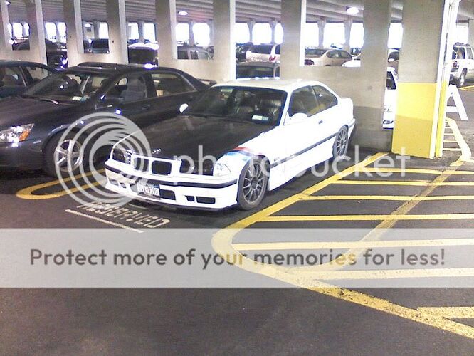 http://img.photobucket.com/albums/v225/bennyfizzle/0627080923.jpg