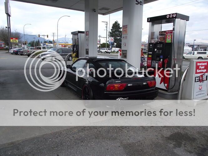 http://i1084.photobucket.com/albums/j405/sharpeimports/DSCF5906.jpg