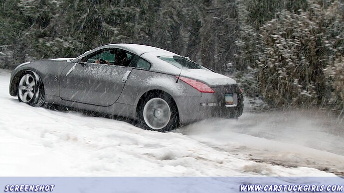 http://carstuckgirls.com/asian_girl_stuck_in_sudden_snowfall_screenshot_014.jpg