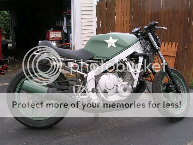 http://i283.photobucket.com/albums/kk317/itsstockish/DSCN3927.jpg