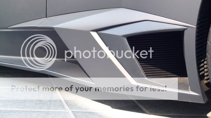 http://i579.photobucket.com/albums/ss234/Eshyn/Abu%20Dhabi/P1000767.jpg