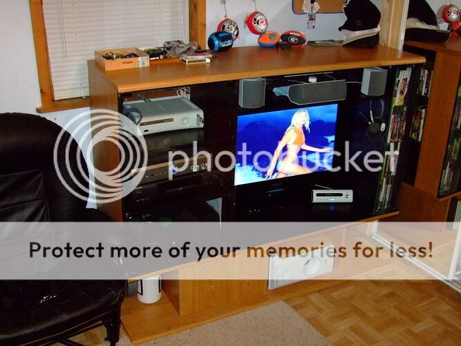 http://i28.photobucket.com/albums/c204/bobbyg1243/DSCF0894.jpg