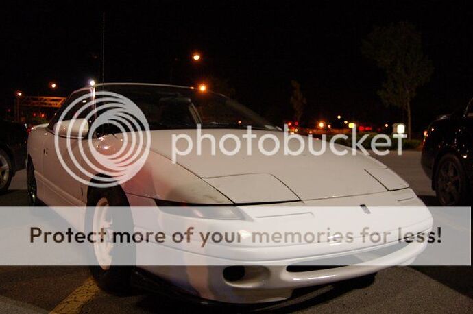 http://i1023.photobucket.com/albums/af352/italiano1390/saturnwhite_zps44957716.jpg