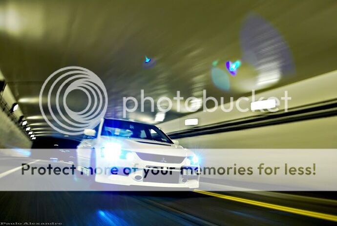 http://i49.photobucket.com/albums/f283/mrpaulo77/Cars/EVO1.jpg
