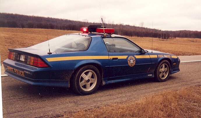 http://images26.fotki.com/v958/photos/4/42477/245217/1NYNewYorkStatePoliceCamaro-vi.jpg?1160981058