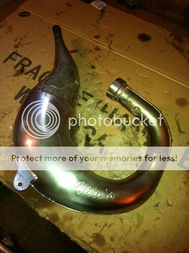 http://img.photobucket.com/albums/v406/LowlyOilBurner/photo-2.jpg