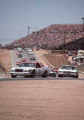 http://deansgarage.com/wp-content/gallery/rir-mikeparris/bonnett-leads-in-turn-8.jpg
