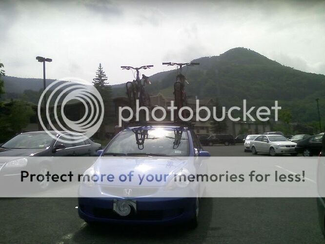 http://i16.photobucket.com/albums/b28/skierdood/0706081517-1.jpg