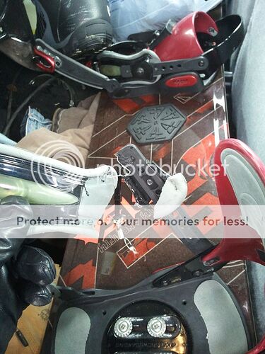 http://img.photobucket.com/albums/v112/focusinprogress/2013-02-20131855_zps613c0c7f.jpg