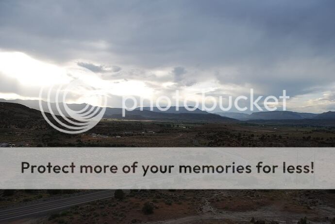 http://i767.photobucket.com/albums/xx317/ultradriver1000/Grand%20Junction/DSC_0178.jpg