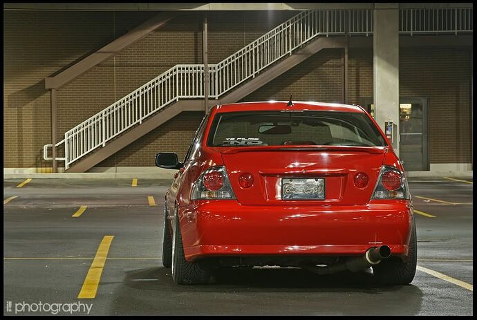 http://i193.photobucket.com/albums/z291/ajgillett/IS300/IMG_7852r.jpg