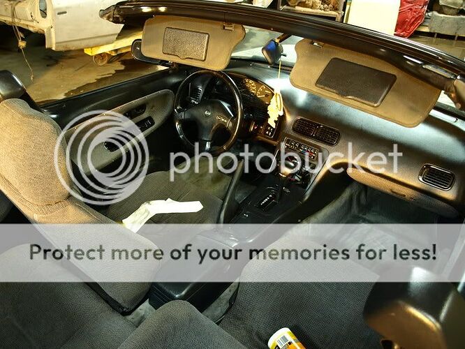 http://img.photobucket.com/albums/v117/ridepinktrucks/PC242632.jpg
