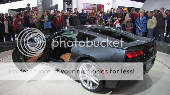 http://i1210.photobucket.com/albums/cc404/ronoversiii/2013%20Autoshow/IMG_1525.jpg