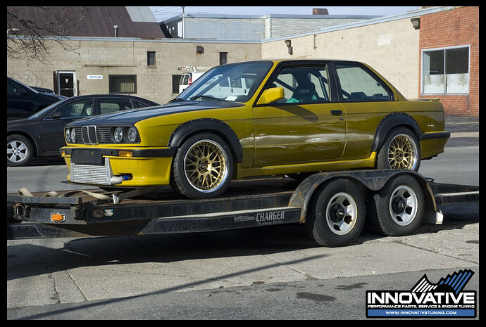 http://onyxsyndicate.com/newman/e30gtr/img/NewmanE30Arrival.jpg