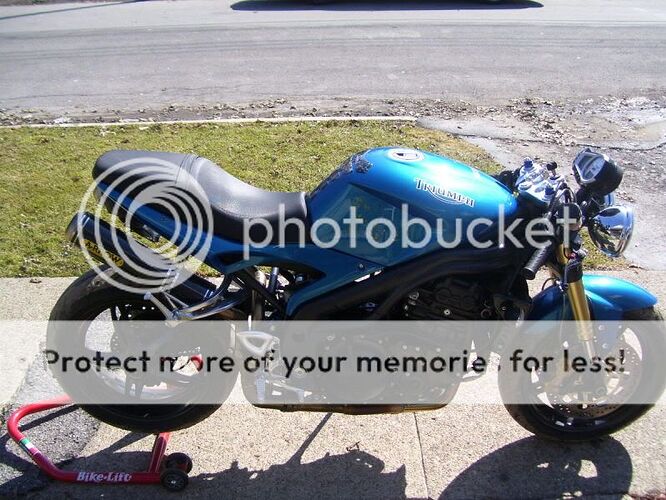 http://i68.photobucket.com/albums/i35/soldmysoul2rol/100_1462.jpg