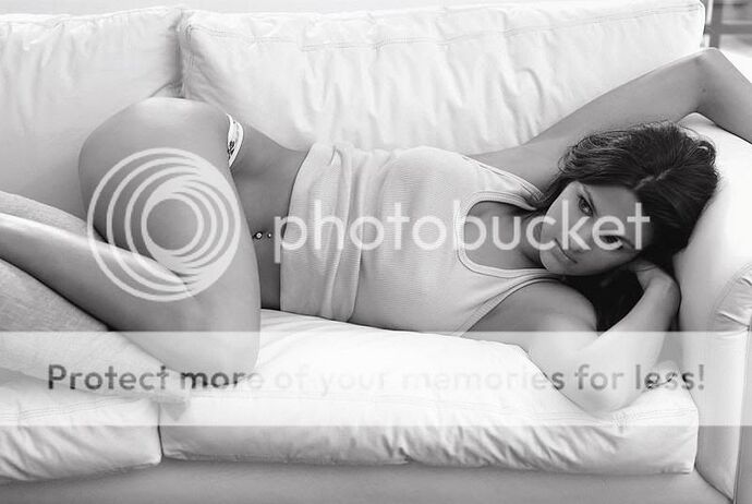 http://i144.photobucket.com/albums/r188/paraguayo94/Leryn_Franco_191.jpg