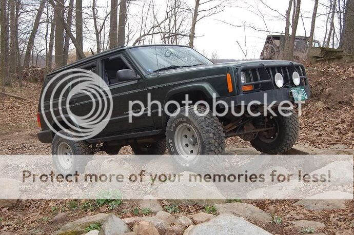 http://i215.photobucket.com/albums/cc214/vt1992s10/98%20Cherokee/Whispering%20Pines%204-18-09/DSC_4919.jpg