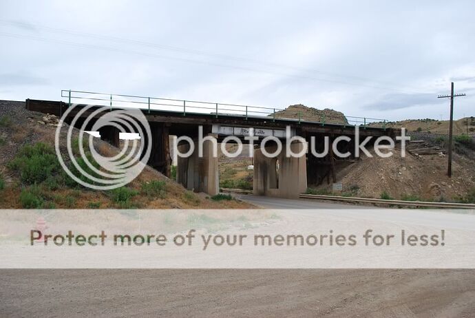 http://i767.photobucket.com/albums/xx317/ultradriver1000/Grand%20Junction/DSC_0163.jpg
