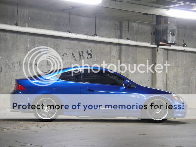 http://i419.photobucket.com/albums/pp273/ZMill1988/ParkingGarageTenzos.jpg
