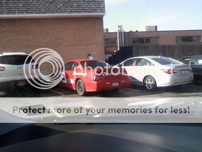 http://i41.photobucket.com/albums/e300/Onefastmonkey/1108011144.jpg