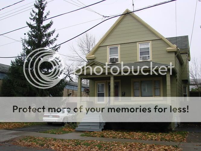 http://i55.photobucket.com/albums/g156/91MR2_photos/My%20House/JoesHouse-2.jpg