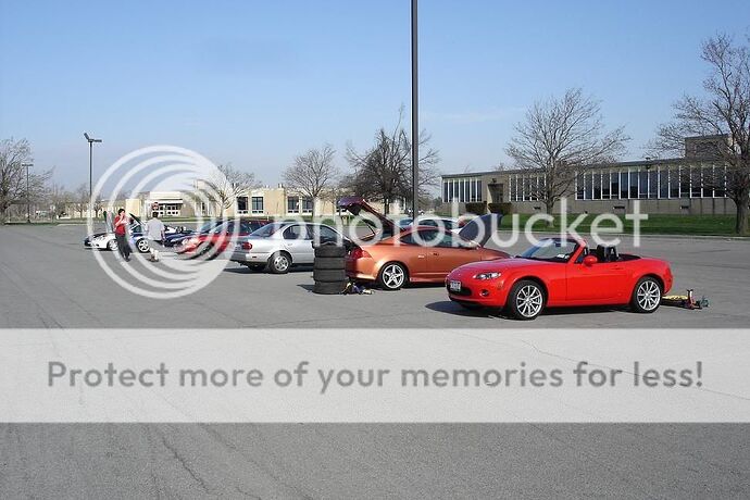 http://i247.photobucket.com/albums/gg132/tyczj/DSC01998.jpg