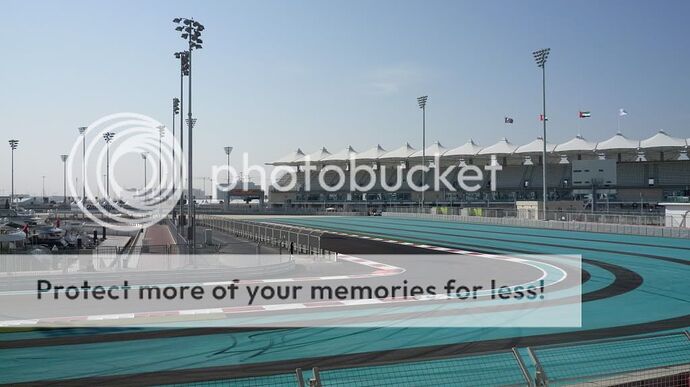 http://i579.photobucket.com/albums/ss234/Eshyn/Abu%20Dhabi/P1000597.jpg