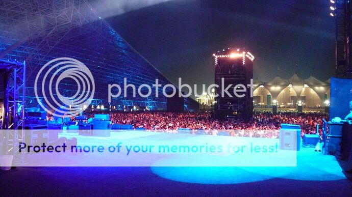 http://i579.photobucket.com/albums/ss234/Eshyn/Abu%20Dhabi/P1000967.jpg