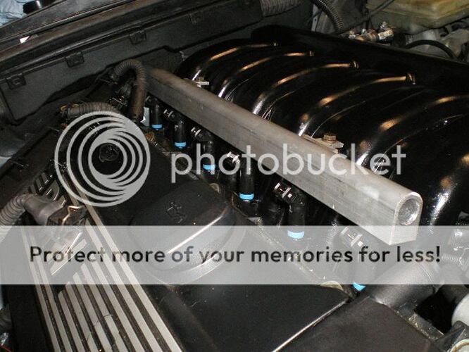 http://img.photobucket.com/albums/v371/turbociv/bmw%20build%20part3/IMGP0037.jpg