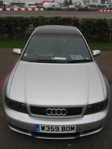 http://i6.photobucket.com/albums/y224/docurley/Audi%20Project/Blackheadlights2.jpg