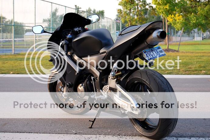 http://img.photobucket.com/albums/v289/EclipseBlur/DSC_0305a.jpg