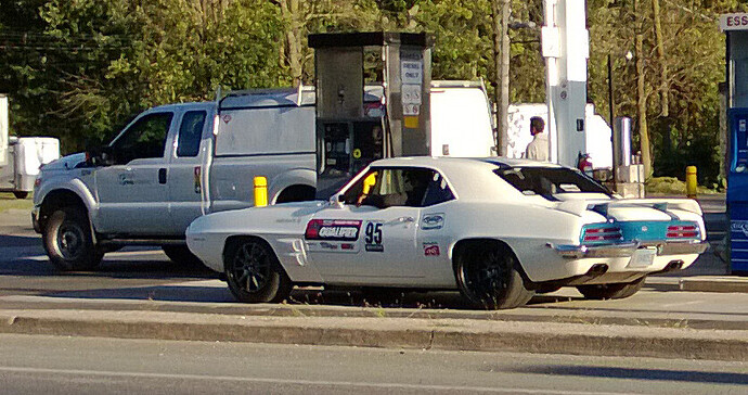 http://www.nyspeed.com/pictures/oldcar.jpg