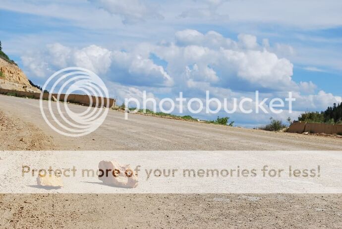 http://i767.photobucket.com/albums/xx317/ultradriver1000/Grand%20Junction/DSC_0143.jpg