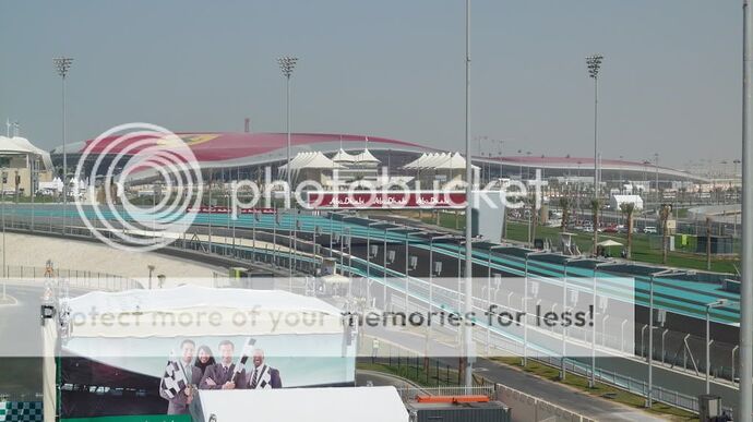 http://i579.photobucket.com/albums/ss234/Eshyn/Abu%20Dhabi/P1000643-1.jpg