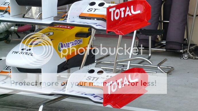 http://i579.photobucket.com/albums/ss234/Eshyn/Abu%20Dhabi/P1000791.jpg