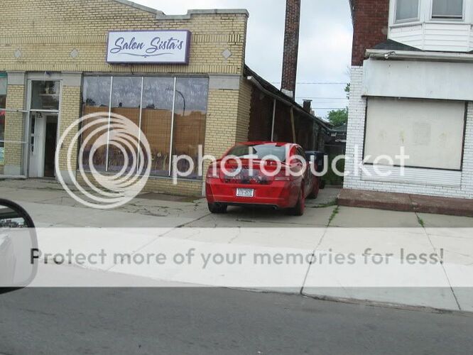 http://i21.photobucket.com/albums/b297/Randy960/IMG_0314.jpg