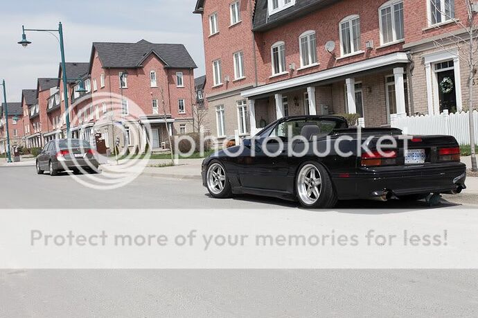 http://i10.photobucket.com/albums/a112/ronnietrackpics/IMG_0936.jpg